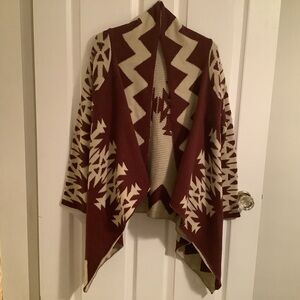 Cardigan poncho sweater for woman